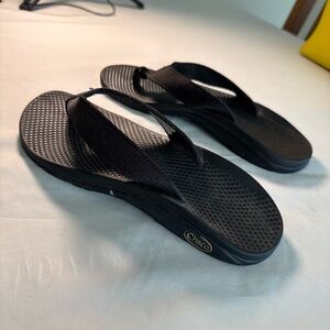 Chaco- Classic Black Flip Flops